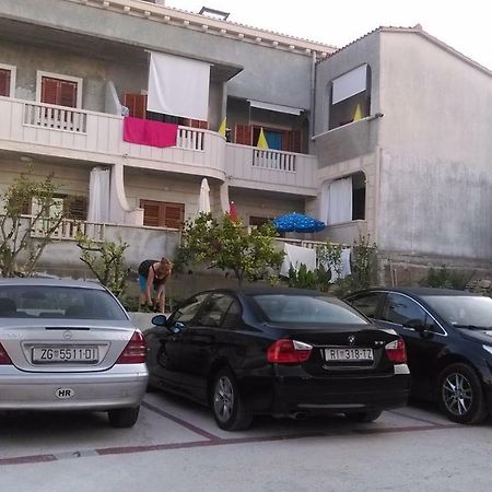Guest House Marija Sumartin Esterno foto